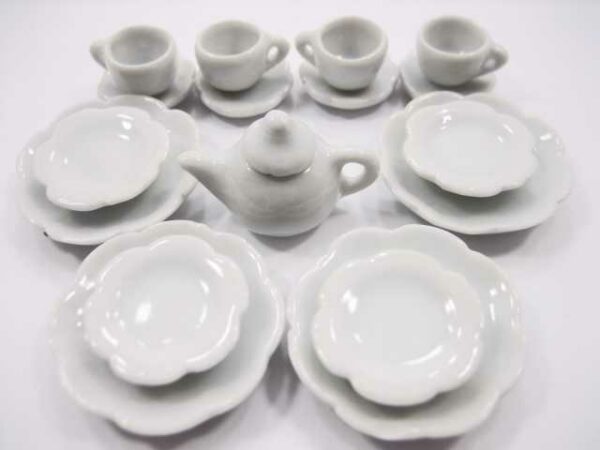 Dollhouse Miniature Ceramic 17 White Scallop Plate Dish Teapot Cup Saucer 3394