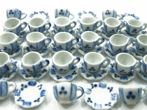 Paint Coffee Cup Saucer Scallop Plate Dollhouse Miniature Ceramic #S