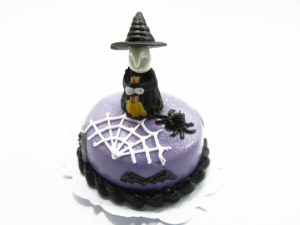 Dollhouse Miniatures Halloween Cake 2 cm Witch Seasonal Handmade Holiday 13991