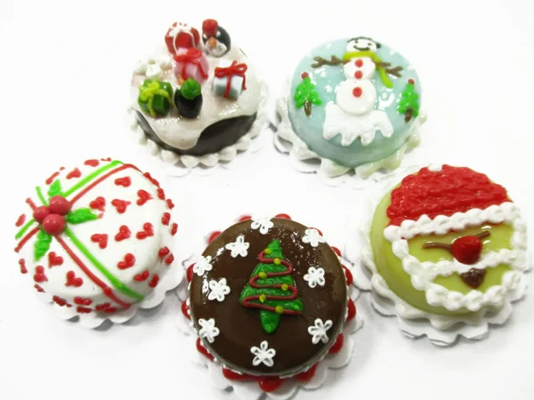 Dollhouse Christmas 5 Cake 2 cm Holiday Seasonal Miniature Christmas 14945 - Image 2