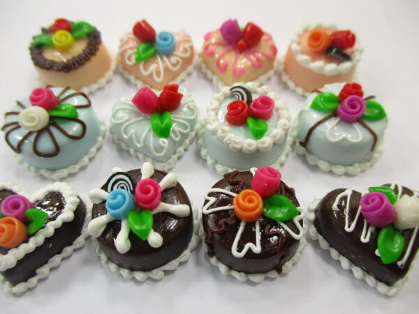 Dollhouse Miniatures Food Cakes 12 Mixed Color Mini Flower Cake 1.5 cm 15633