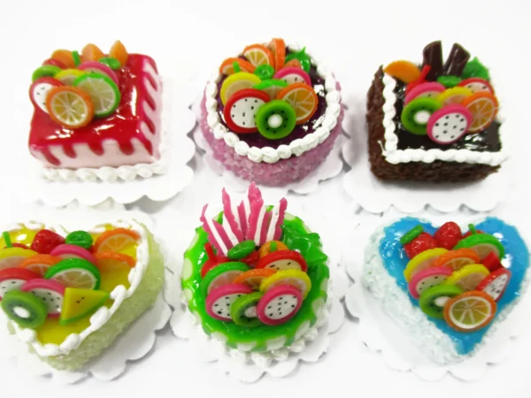 Dollhouse Miniatures Food 2 cm 6 Mixed Color Fruit Cake Doll Food Bakery 15710 - Image 2