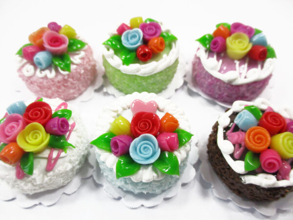 Dollhouse Miniature Food Set 2 cm 6 Mixed Color Rose Flower Cake Bakery 15768