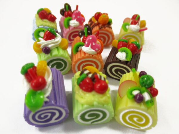 1:6 Dollhouse Miniature Food 10 Mixed Fruit Roll Log Cake Bakery Dessert 16008