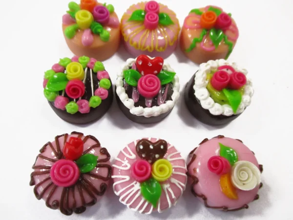 Dollhouse Miniatures Food Cakes 9 Rose Flower Mini Cake 1.5 cm Dessert 16032 - Image 2