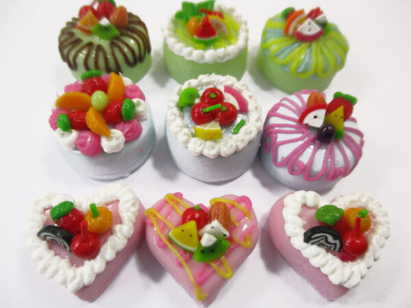 Dollhouse Miniatures Food Cakes 9 Mixed Color Mini Fruit Cake 1.5 cm Sweet 16042