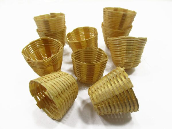 10 Bamboo Wicker Basket Fruit Vegetable Picnic Dollhouse Miniature Supply 16304