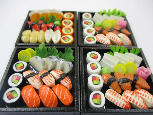 Dollhouse Miniature Food 4 Sushi Bento Lunch Japanese Food Box Set 16318