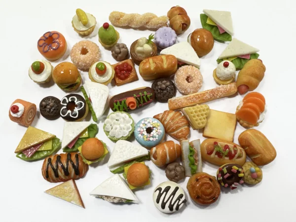 Dollhouse Miniatures Food Lot 50 Mixed Loose Bread Bakery WHOLESALE 16386 - Image 2