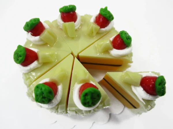 Dollhouse Miniature Food 8 Cuts Slice Vanilla 3 cm Fruit Cake Topping 16414 - Image 2