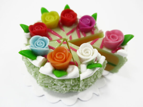 Dollhouse Miniatures Food 8 Cuts Slice Green 3 cm Cake Rose Flower 16438