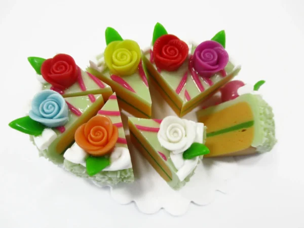 Dollhouse Miniatures Food 8 Cuts Slice Green 3 cm Cake Rose Flower 16438 - Image 2