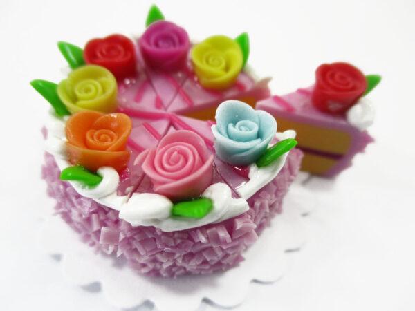 Dollhouse Miniature Food 8 Cuts Slice Lilac 3 cm Cake Rose Flower 16446