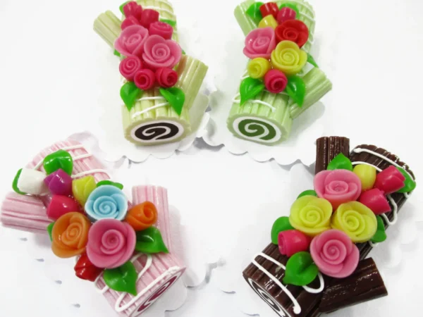 1:6 4 Mixed Color Log Roll Cakes Flower Rose Dollhouse Miniatures Food 16473 - Image 2