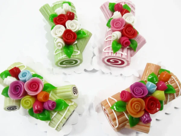 1:6 4 Mixed Color Log Roll Cakes Flower Rose Dollhouse Miniatures Food Dessert 16478 - Image 2