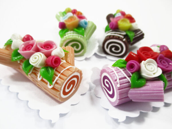 1:6 Dollhouse Miniature Food Bakery 4 Color Log Roll Cakes Flower Rose Dessert 16480
