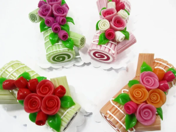1:6 4 Mixed Color Log Roll Cakes Flower Rose Dollhouse Miniatures Food Bakery 16481 - Image 2
