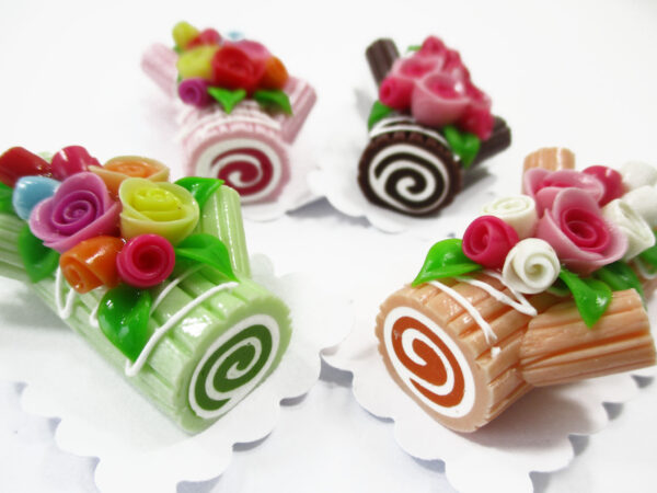 1:6 Dollhouse Miniature Food Bakery 4 Color Log Roll Cakes Flower Rose Dessert 16488
