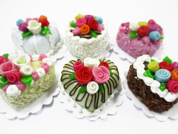 Dollhouse Miniature Food Set 2 cm 6 Mixed Color Rose Flower Cake Supply 16511