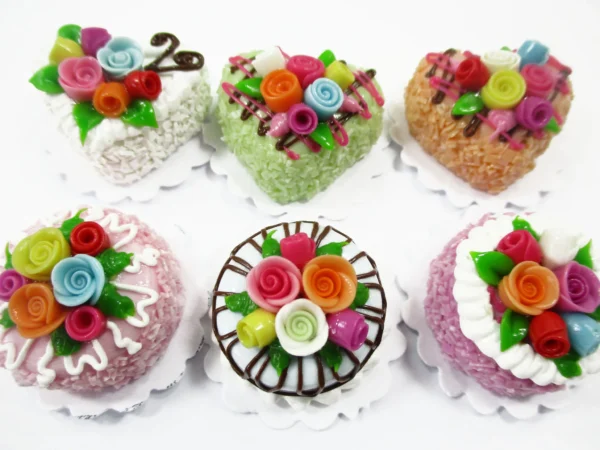 Dollhouse Miniature Food Lot 2 cm 6 Mixed Color Rose Flower Cake Bakery 16512 - Image 2