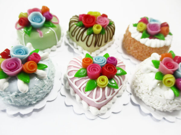Dollhouse Miniatures Food Set 2 cm 6 Mixed Color Rose Flower Cake Supply 16513