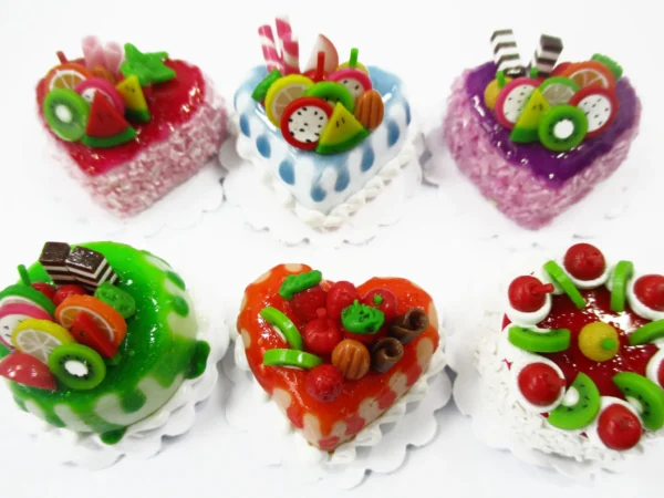 Dollhouse Miniatures Food 2 cm 6 Mixed Color Fruit Cake Tiny Doll Bakery 16540 - Image 2