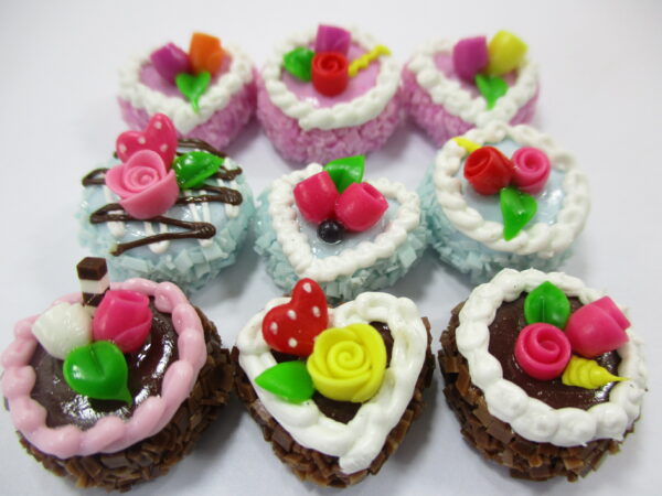 Dollhouse Miniatures Food Cakes 9 Assorted Rose Flower Cake 1.5 cm Supply 16564