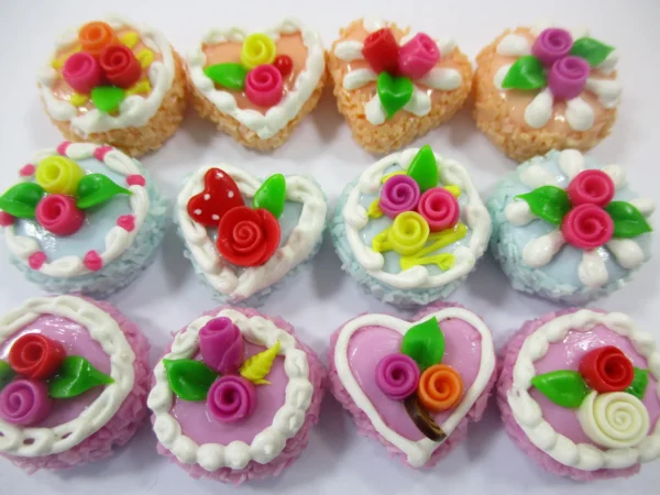 Dollhouse Miniatures Food Cakes 12 Assorted Rose Flower Cake 1.5 cm Supply 16574 - Image 2