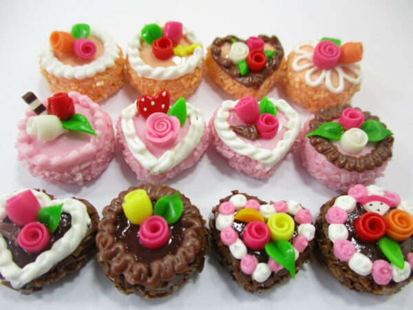 Dollhouse Miniatures Food Cakes 12 Mixed Color Rose Flower Cake 1.5 cm 16575