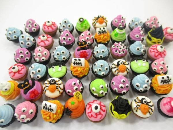 Dollhouse Miniature Food Halloween Seasonal 50 Loose Cupcake Bakery Sweets 16654 - Image 2