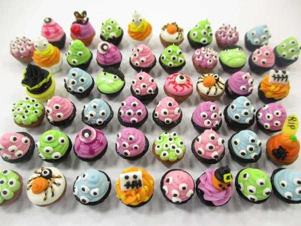 Dollhouse Miniature Food Halloween Seasonal Mixed 50 Cupcake Bakery Sweets 16655 - Image 2