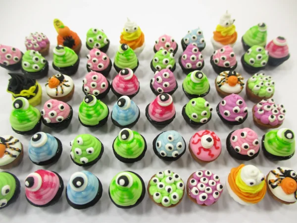Dollhouse Miniature Food Halloween Seasonal 50 Loose Cupcake Bakery Sweets 16657 - Image 2
