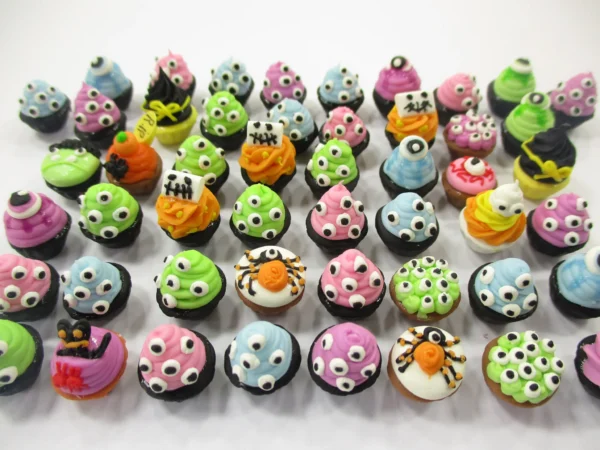 Dollhouse Miniature Food Halloween Seasonal Mixed 50 Cupcake Bakery Sweets 16660 - Image 2