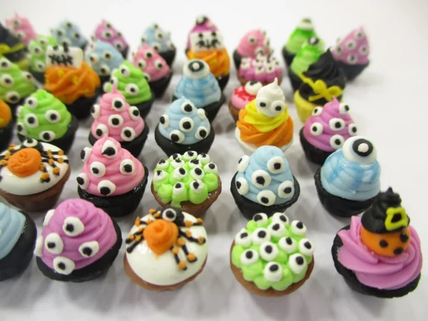 Dollhouse Miniature Food Halloween Seasonal Mixed 50 Cupcake Bakery Sweets 16660 - Image 4