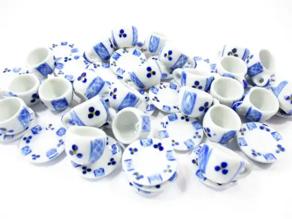 1:6 Dollhouse Miniature Ceramic 24/48 Blue Paint Tea Cup Saucer Round Plate #M 4067 - Image 2