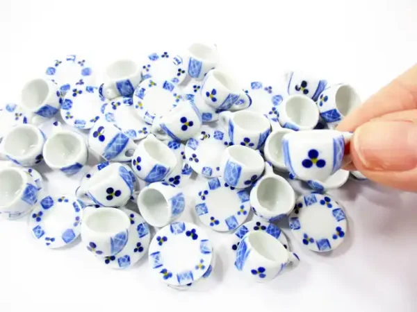 1:6 Dollhouse Miniature Ceramic 24/48 Blue Paint Tea Cup Saucer Round Plate #M 4067 - Image 4