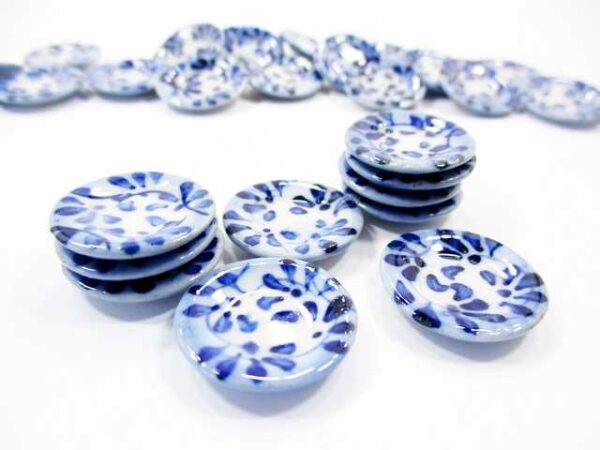 10x20mm Blue Spot Flower Hand Paint Plate Dish Dollhouse Miniature Ceramic 13212