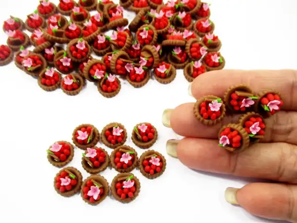 Dollhouse Miniatures Lot10 Mini Strawberry Fruit Tart Cake Bakery Food 13881 - Image 6