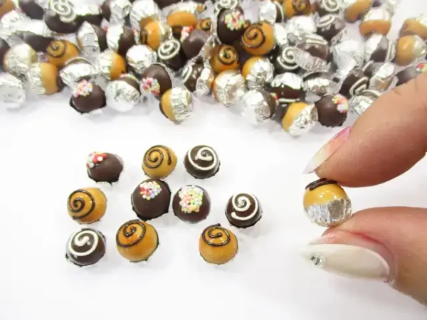 Dollhouse Miniature Food Chocolate Ball Bread Dollhouse Food Accessory - Image 5