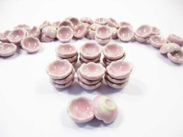 Dolls House Miniature Ceramic China Kitchen Dinner Pink Scallop Bowl