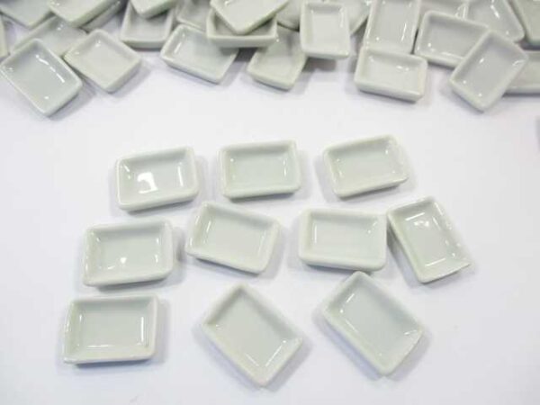 15x20mm White Rectangle Plate Dish Dollhouse Miniature Ceramic Supply