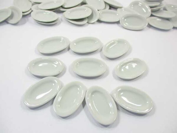 35mm Mini White Oval Plate Dish Dollhouse Miniature Kitchenware Ceramic