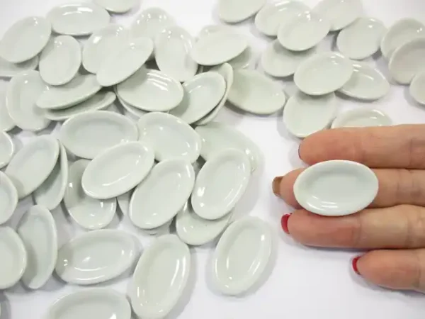 30mm Mini White Oval Plate Dish Dollhouse Miniature Kitchenware Ceramic - Image 6