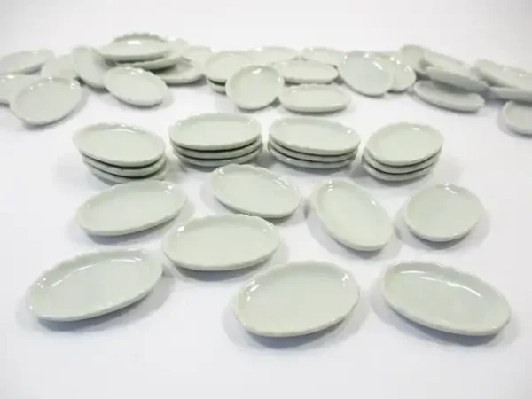35mm Mini Plate Dish Dollhouse Miniature Ceramic White Oval Scallop Rim - Image 3