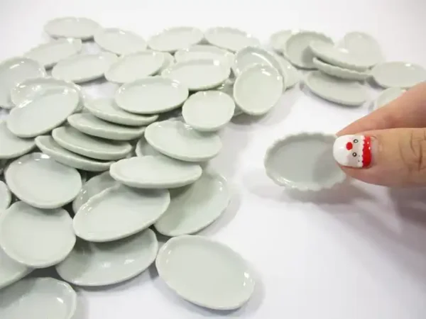 35mm Mini Plate Dish Dollhouse Miniature Ceramic White Oval Scallop Rim - Image 5