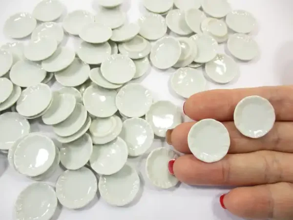 20mm White Scallop Plate Dish Dollhouse Miniature Ceramic Kitchenware - Image 6