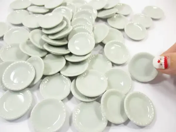 30mm White Plates Dishes Dollhouse Miniatures Ceramic Kitchen Supply - Image 5