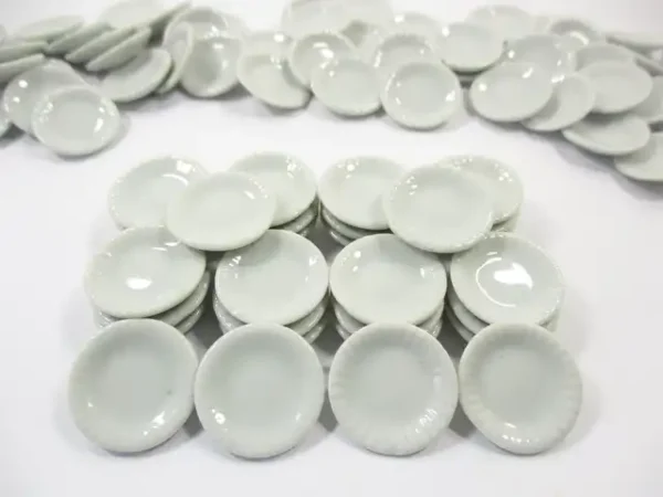 20mm White Round Plate Dish Dollhouse Miniature Ceramic Kitchenware - Image 2