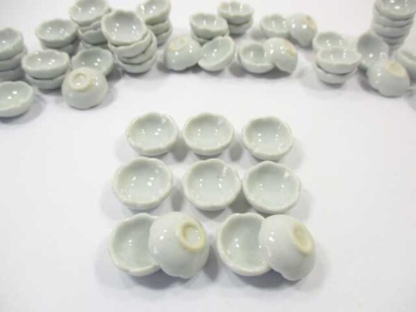 15 mm Dolls House Miniature Ceramic White Scallop Bowl China Kitchen