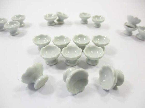 10x15 mm Mini White Ceramic Ice Cream Cups Dollhouse Miniature Supply 12441